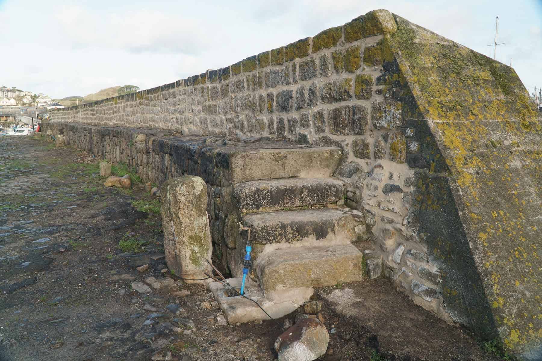 Parapet pointing complete